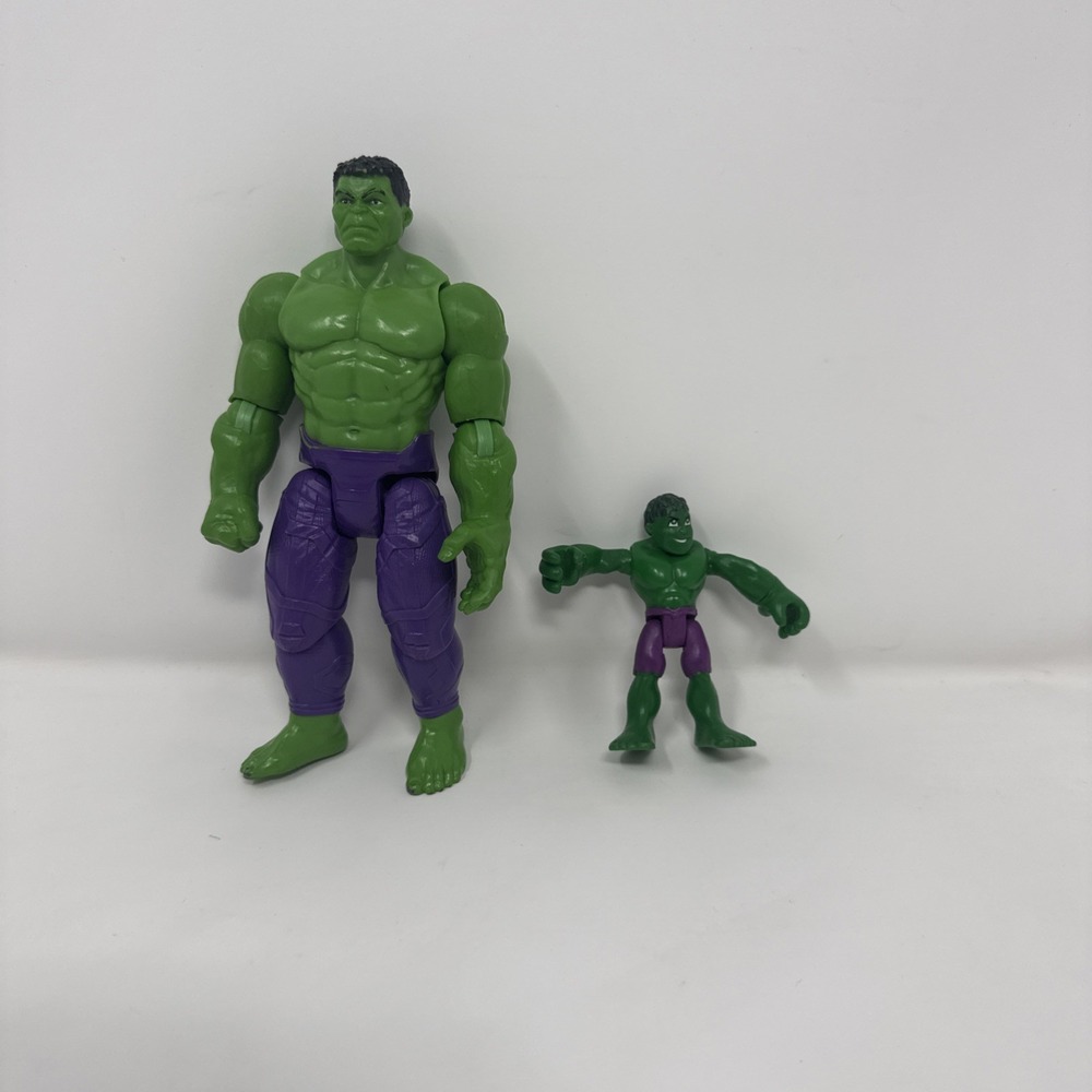 2 Incredible Hulk Action Figures